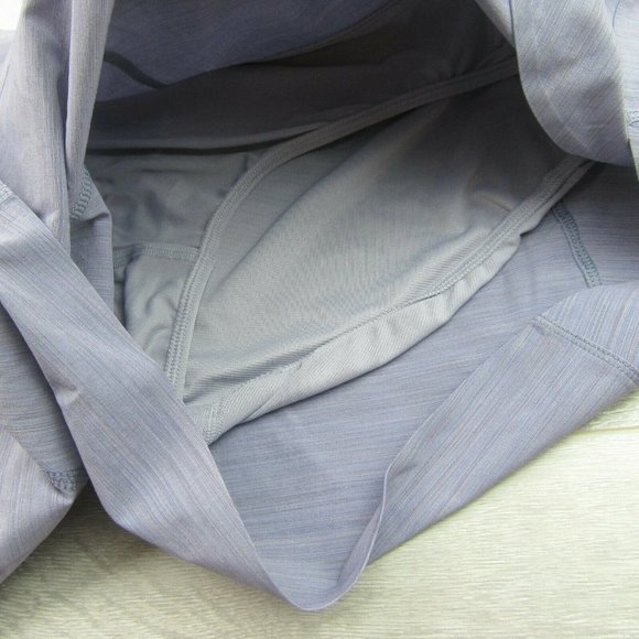 Athleta Run With It Textured 3.5" Shorts Womens XL - Picture 5 of 11